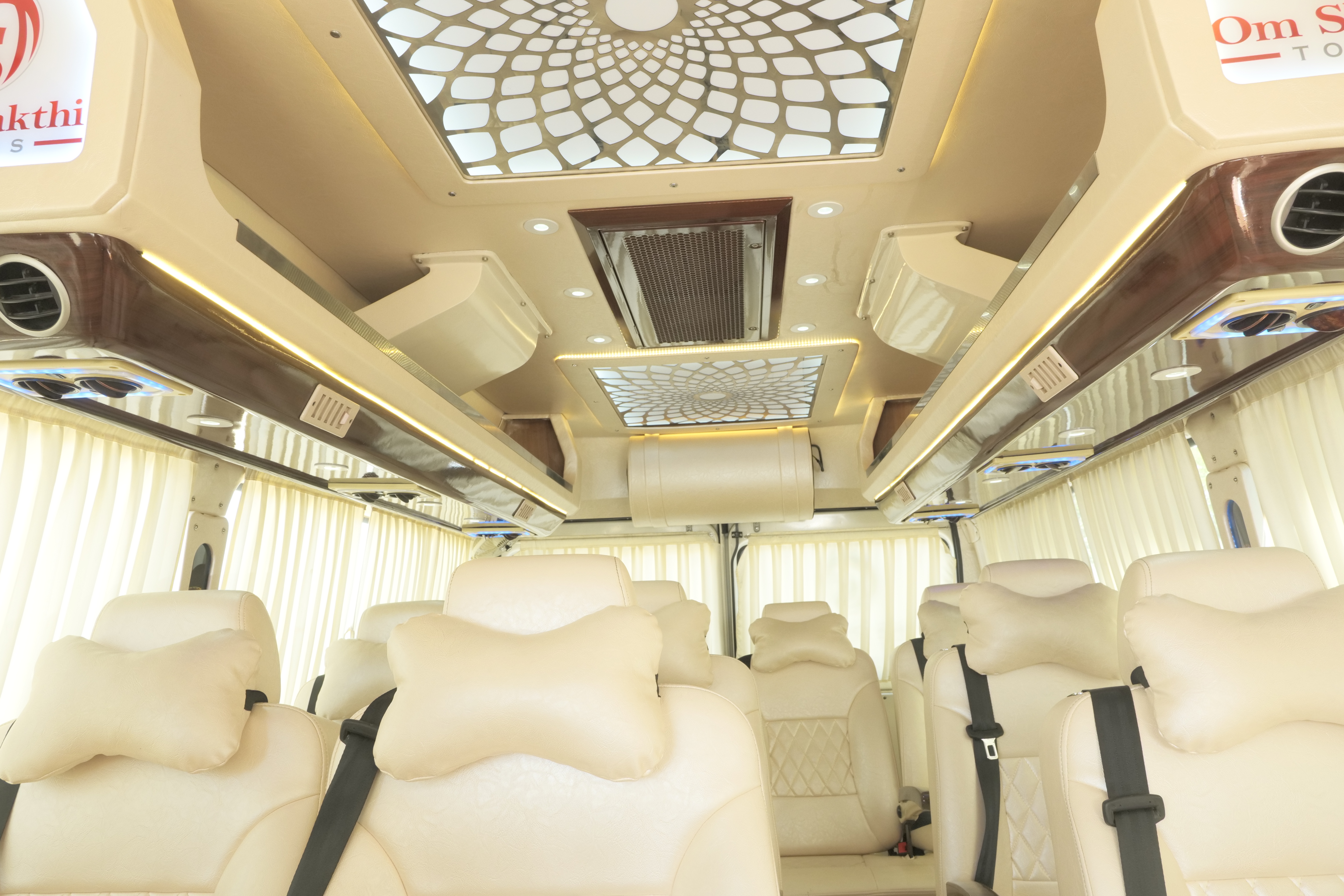 tempo traveller rental in chennai